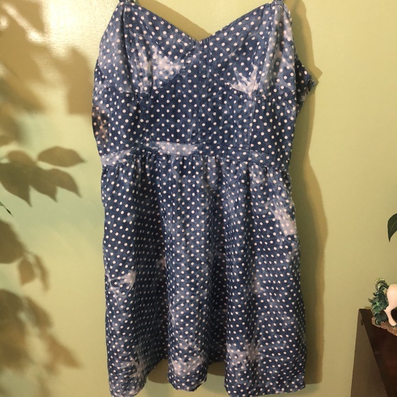 Dot’s Denim Acid Wash Dress - Picture 3 of 9